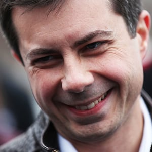 191119-taylor-buttigieg-tease_xsayej