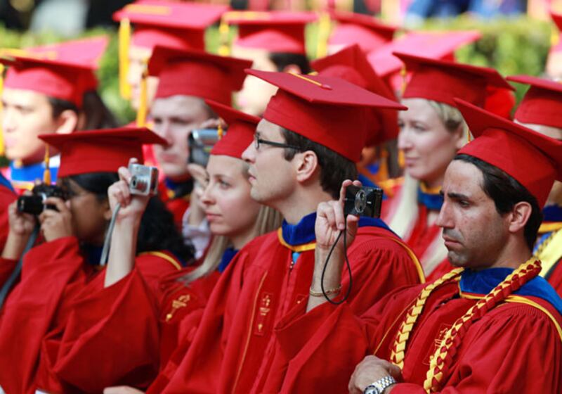 galleries/2010/04/11/the-100-happiest-colleges/hottest-schools---university-of-southern-california_gaty83