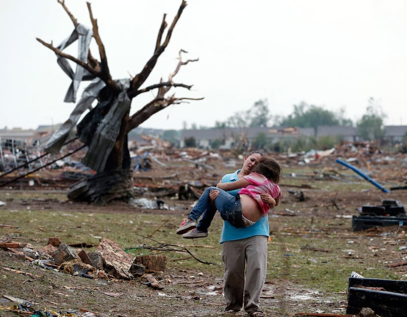 galleries/2013/05/20/photos-of-moore-oklahoma-after-the-tornadoes/130520-tornado-moore1_qdcpwq