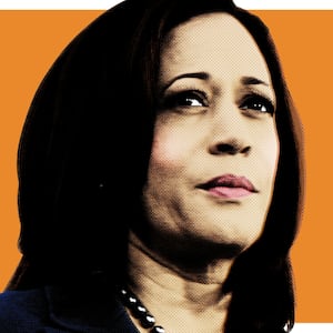 190130-taylor-kamala-harris-hero_aiqvhf