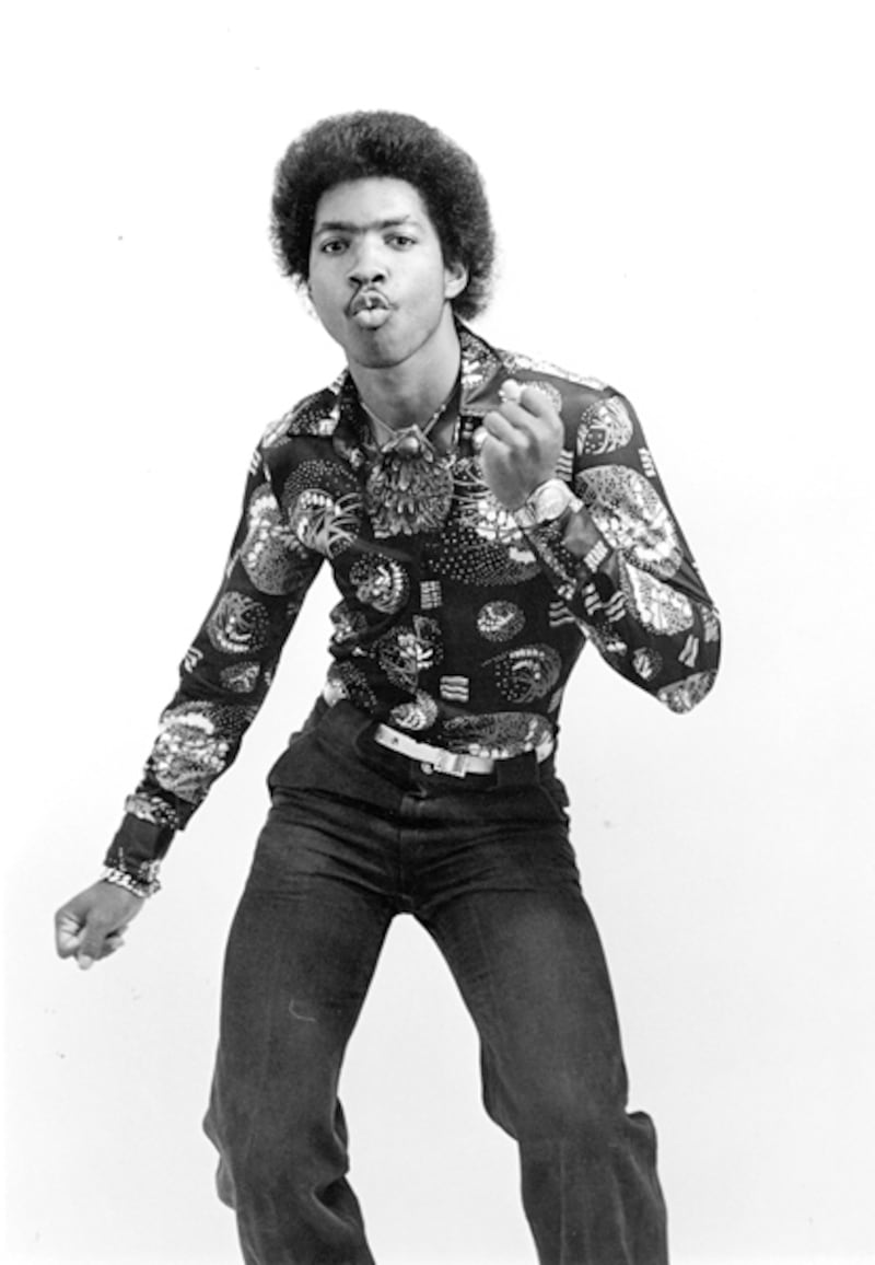 galleries/2012/02/01/don-cornelius-s-soul-train-dancers-photos/soul-train-dancer-4_erxkvp