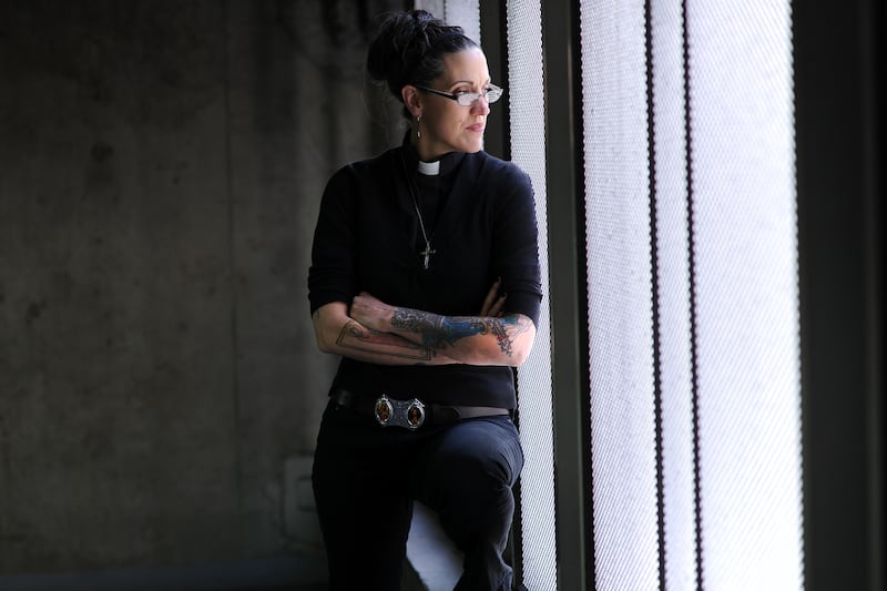 articles/2013/11/24/can-nadia-bolz-weber-resurrect-liberal-christianity/131122-sessions-preacher-tease_d4yfbr