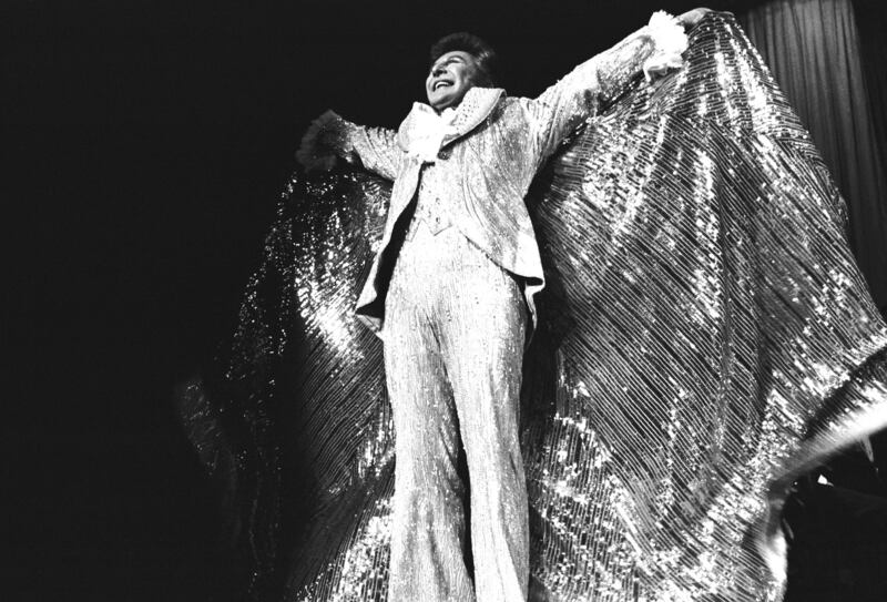 galleries/2013/05/20/liberace-s-wild-style-through-the-years-photos/liberace-2_vlxclj