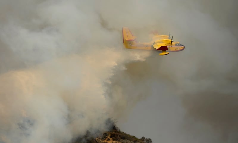 galleries/2014/01/17/southern-california-is-on-fire-1-700-acres-and-counting-photos/calif-fires-8_j6dvgx