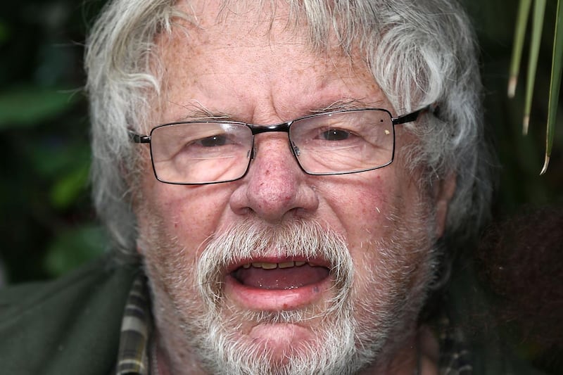 articles/2014/07/07/bill-oddie-let-s-put-the-royals-in-a-zoo/oddie_b5vpmv