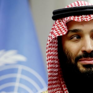 181021-trump-saudi-crown-prince-cheat_ybcx42