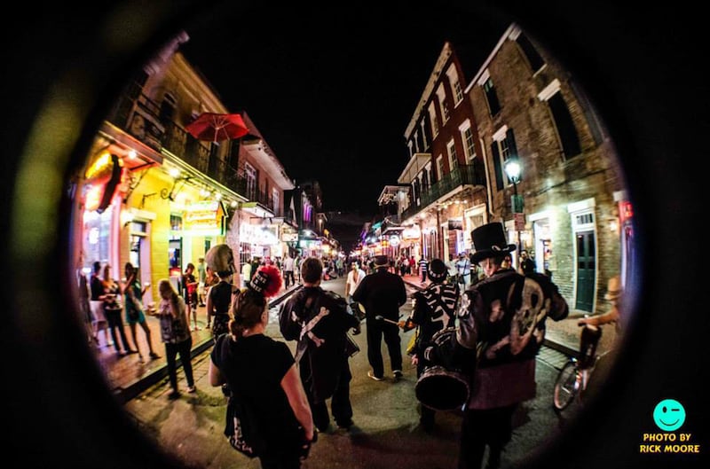 galleries/2014/11/01/day-of-the-dead-comes-to-new-orleans-photos/141031-skin-bones-03_uk9spv