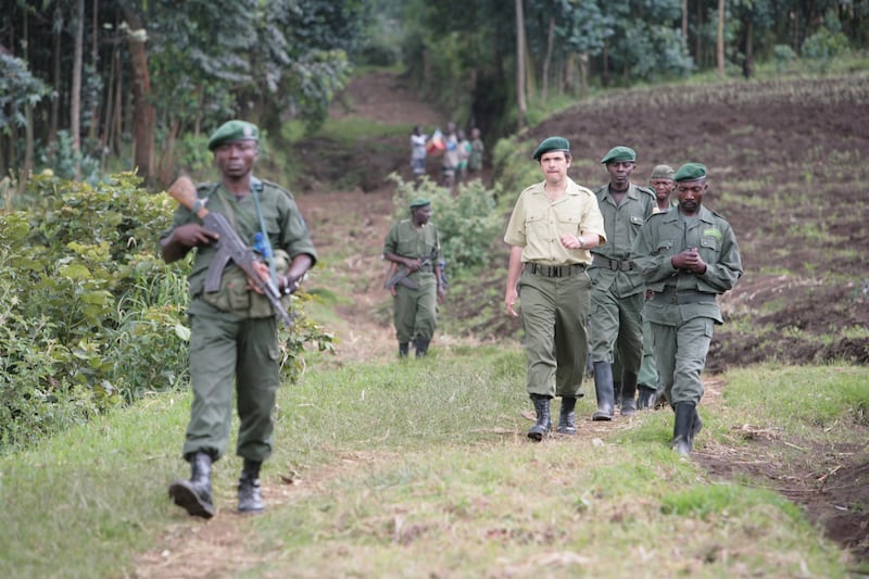 galleries/2014/04/25/the-battle-for-the-world-s-last-mountain-gorillas-photos/140425-virunga-park5_ys8soq