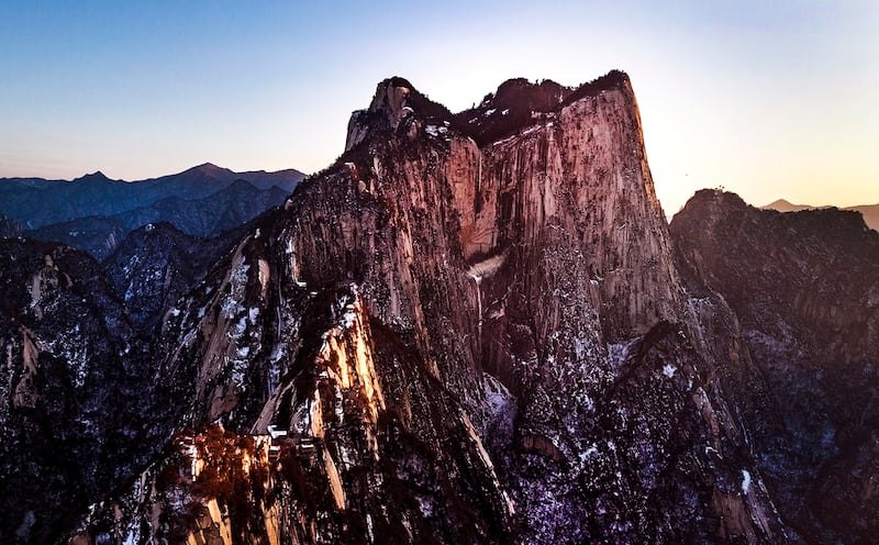 191211-Nadeau-Mount-Huashan_pc8pkq