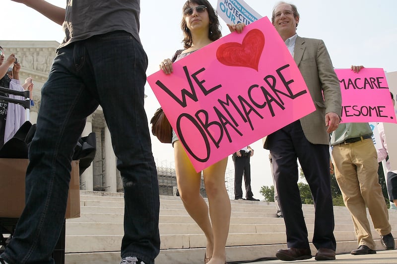 articles/2013/06/07/obamacare-throws-lifeline-to-young-adults-seeking-health-insurance/130606-obamacare-tease_knyye0