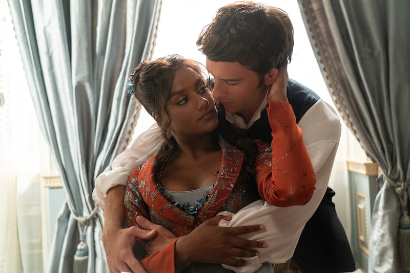 Simone Ashley as Kate Sharma and Jonathan Bailey as Anthony Bridgerton.