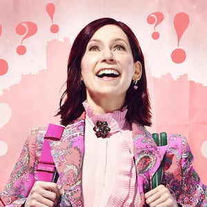 A gif of Carrie Preston in Elsbeth