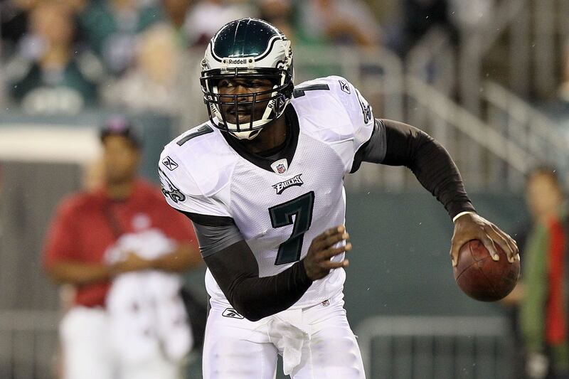 articles/2011/09/16/michael-vick-s-transformation-for-the-philadelphia-eagles/michael-vick-barra_bjsute