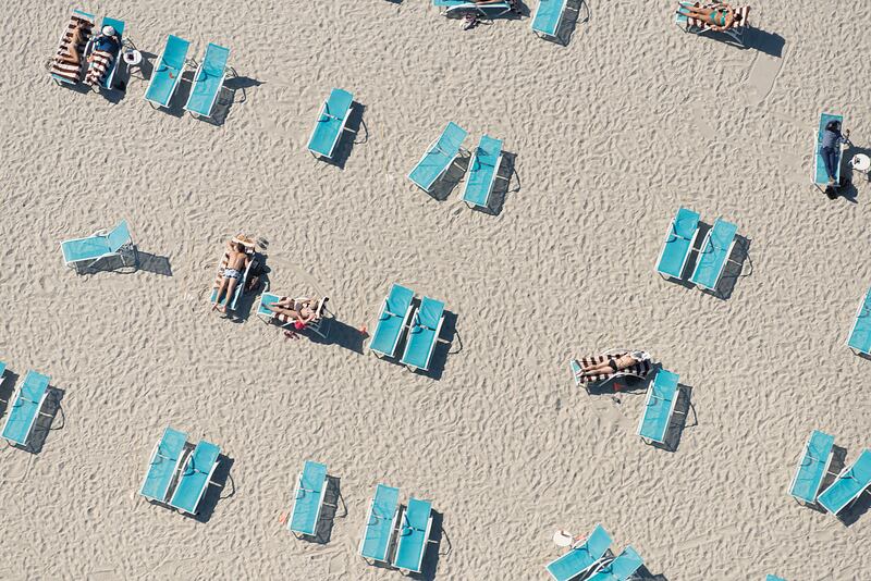 galleries/2016/05/29/beaches-around-the-world-from-above/160525-beaches-gallery-04_qvhxex