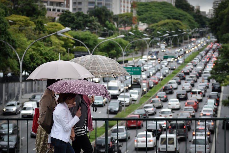 galleries/2014/01/29/five-worst-traffic-jams-photos/worst-traffic-jams-sao-paulo-2013_kqsnqp