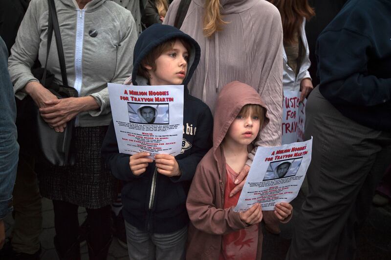 galleries/2012/03/22/million-hoodies-march-for-trayvon-martin-in-new-york-city-photos/trayvon-hoodie-march-6_ry4lo6