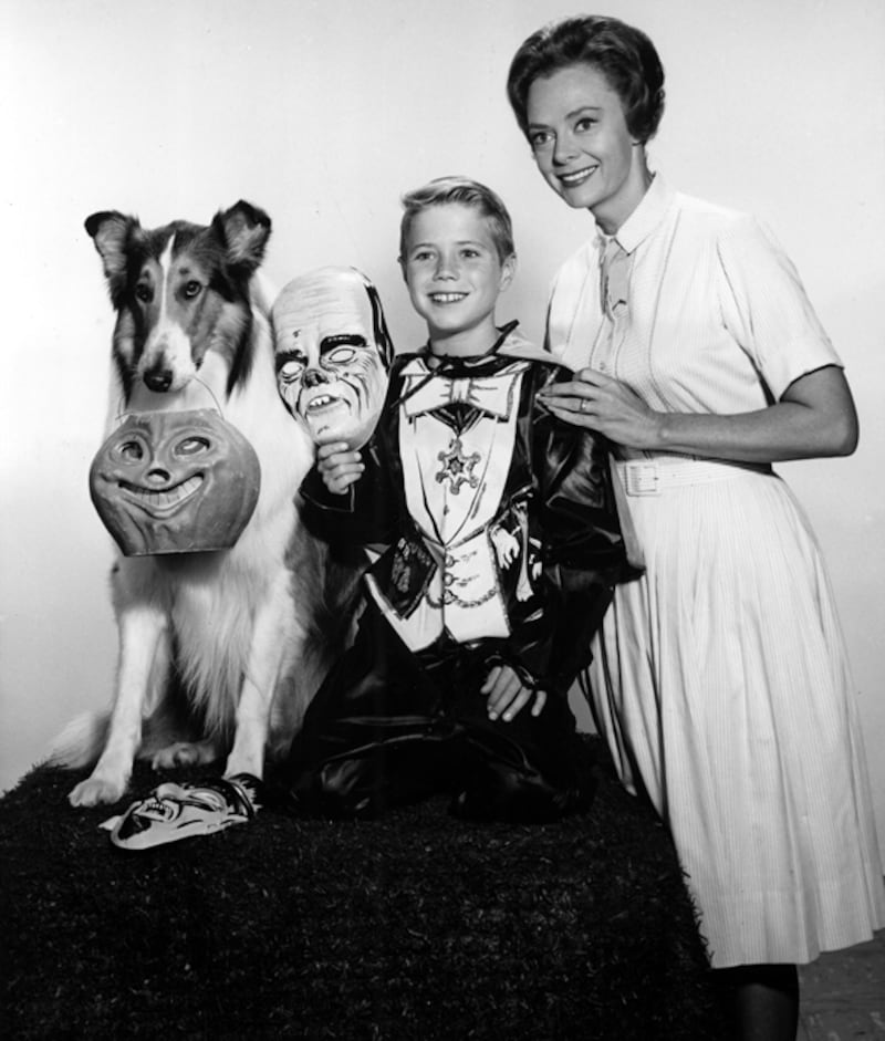 galleries/2010/10/27/vintage-kids-halloween/vintage-kids-halloween-1_qdrw44