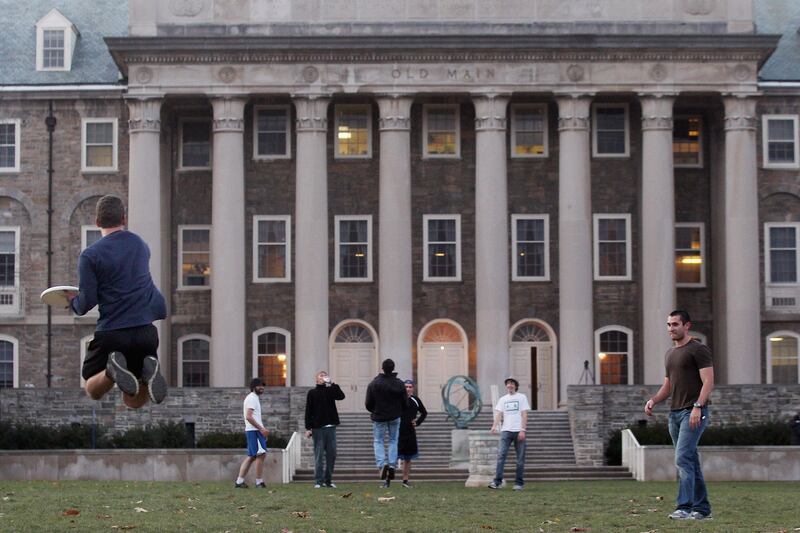 galleries/2014/11/06/25-happiest-colleges-photos/141023-happiest-18-penn-state_qfcmqo