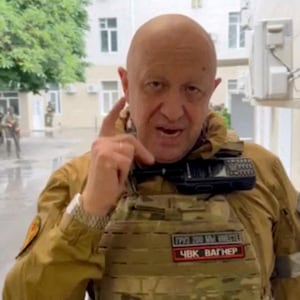 Wagner chief Yevgeniy Prigozhin speaks in uniform.