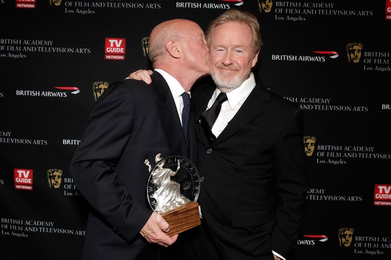 articles/2012/08/21/the-beautiful-bromance-between-filmmakers-tony-scott-and-ridley-scott/tony-and-ridley-scott-bond-lee_s30lft