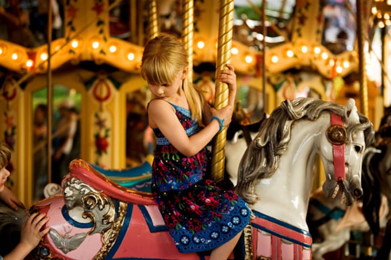 galleries/2010/07/30/most-dangerous-amusement-park-rides/dangerous-kids-rides---carousel_ieskjd