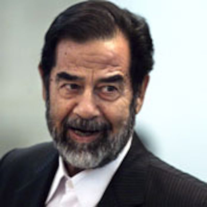 articles/2009/12/13/a-sleepover-with-saddam/saddam-surgeon_69059_navdll