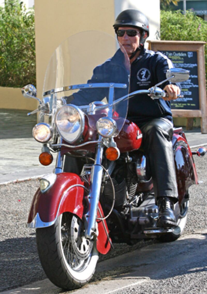 galleries/2011/04/13/politicians-on-motorcycles/politicians-on-motorcycles---arnold-schwarzenegger_dx0hga