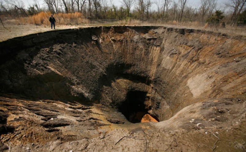 galleries/2010/06/01/sinkholes/sinkholes-7_zpxqjc