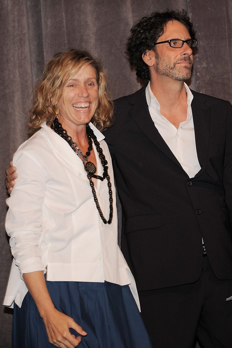 galleries/2011/06/14/frances-mcdormand-style-photos/mcdormand-toronto_fdhwpf