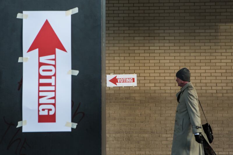 galleries/2012/11/06/scenes-from-election-day-voting-across-the-country-photos/voting-gal-20_soessh