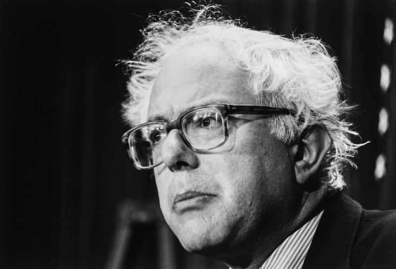 190809-stein-94-weapons-bernie-sanders-1993-embed_sqrrvv