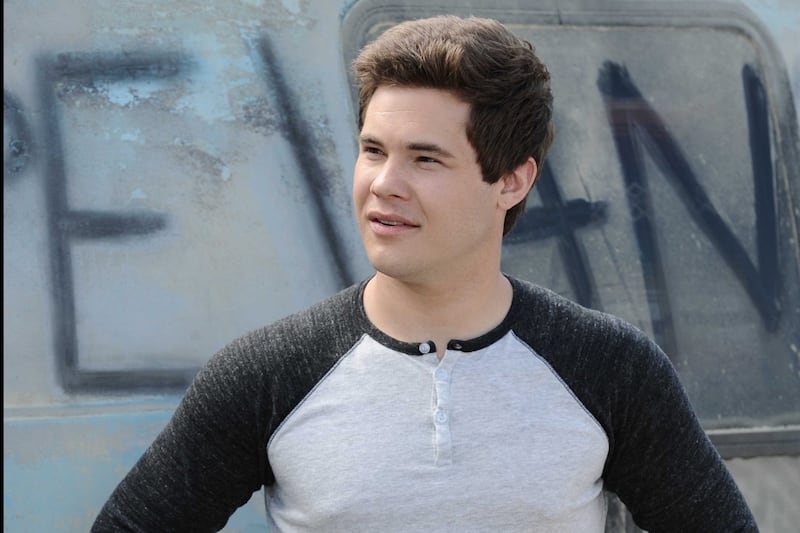 articles/2013/05/16/adam-devine-on-workaholics-cameo-on-arrested-development-more/130514-trinh-devine-tease_asuv1p