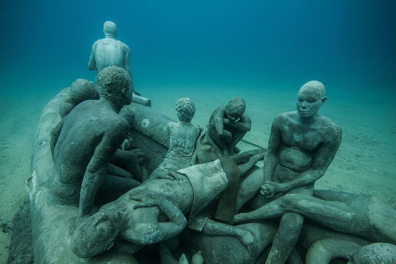 galleries/2016/03/05/swim-through-this-spanish-museum/160208-underwater-museum-04_ytztcl