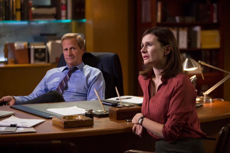 articles/2013/09/15/the-newsroom-season-finale-was-incredibly-disappointing/130915-newsroom-teaseNEW_qdzvbk