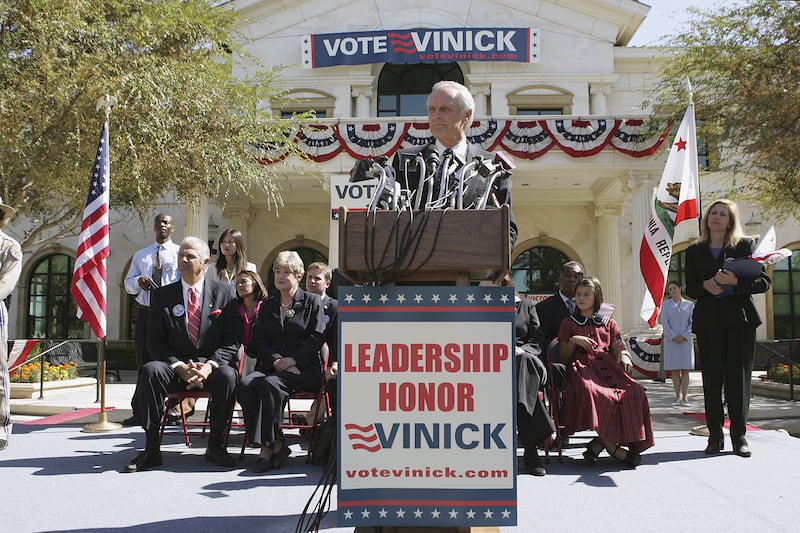 Alan Alda as Senator Arnold Vinick.