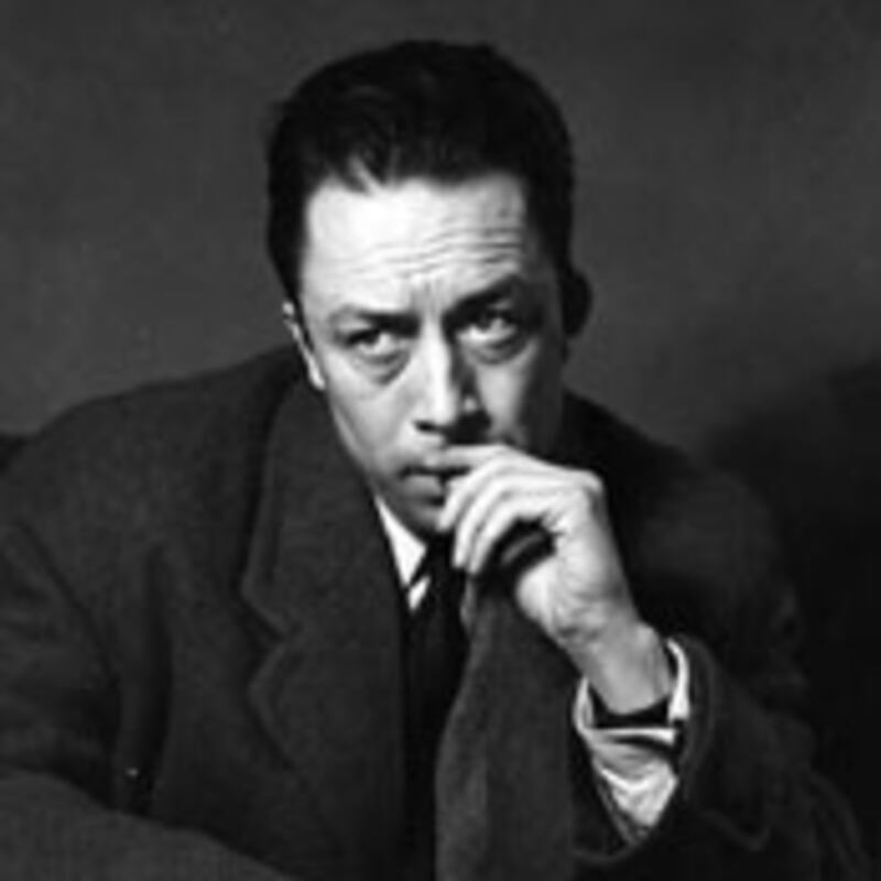 articles/2010/01/02/still-cool-camus/barra-camus_72680_unjfxi