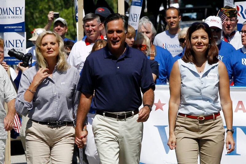 articles/2012/07/06/calls-for-shake-up-of-mitt-romney-campaign-team-ignore-their-successes/romney-shouldnt-fire-campaign-avlon_vglmej