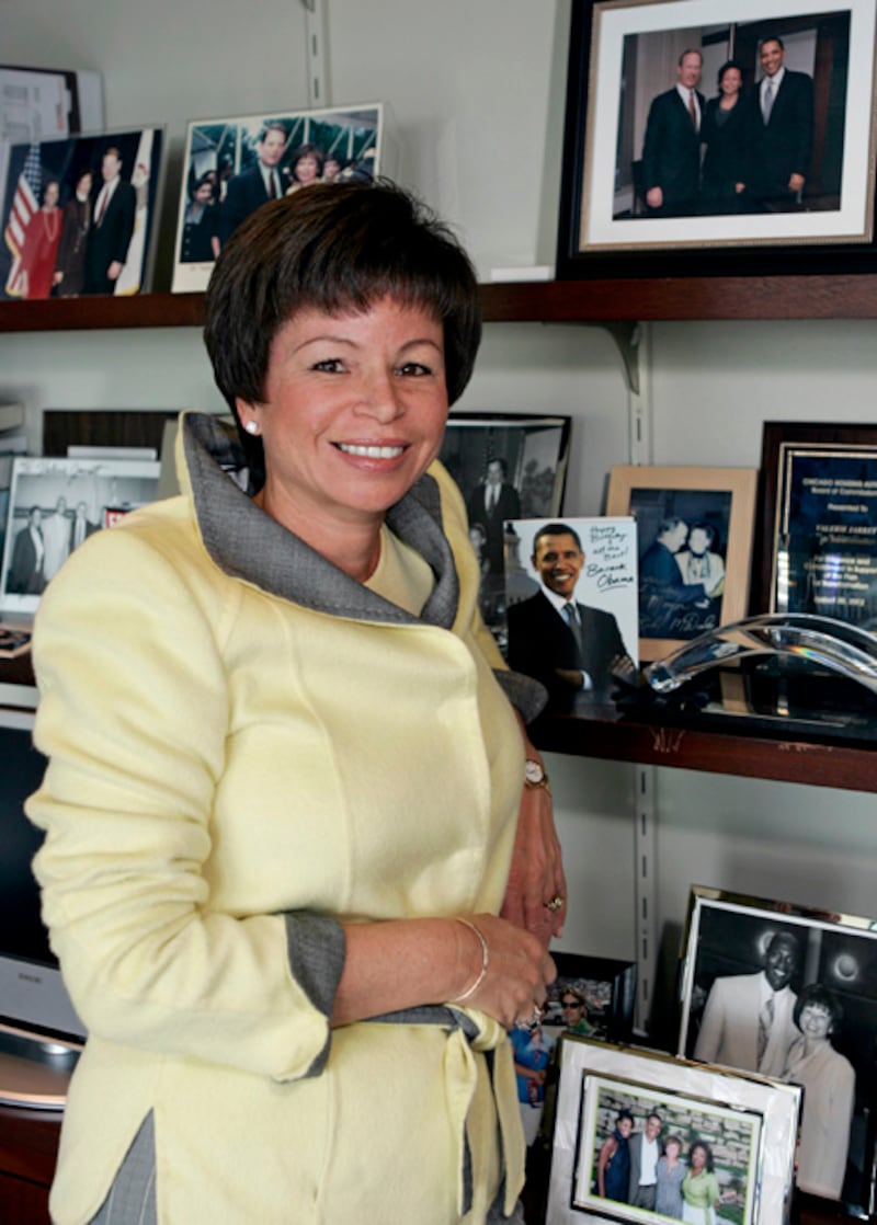 articles/2008/11/24/ms-jarrett-goes-to-washington/sweet-valerie-jarrett_5635_zlsmaa