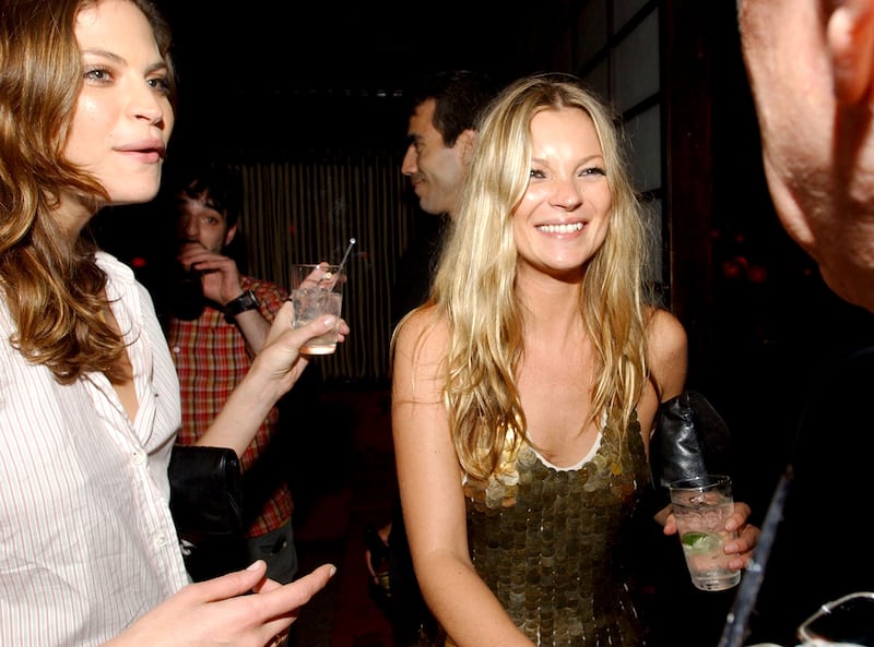 galleries/2014/01/16/supermodel-kate-moss-makes-it-to-40-photos/kate-moss-40th-7_hn0dwj