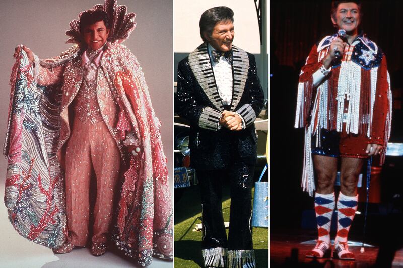 galleries/2013/05/20/liberace-s-wild-style-through-the-years-photos/liberace-tease_nadrtn