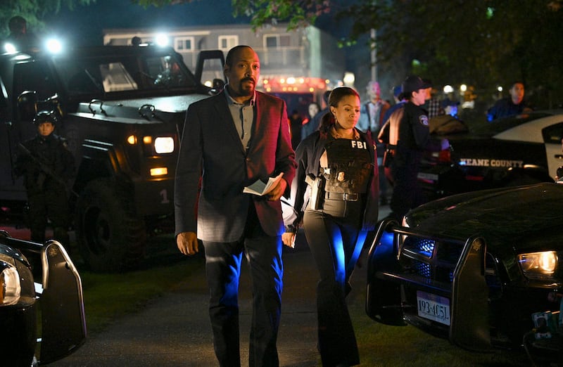 "THE IRRATIONAL -- Episode \"Pilot\" -- Pictured: (l-r) Jesse L. Martin as Alec Baker, Maahra Hill as Marisa