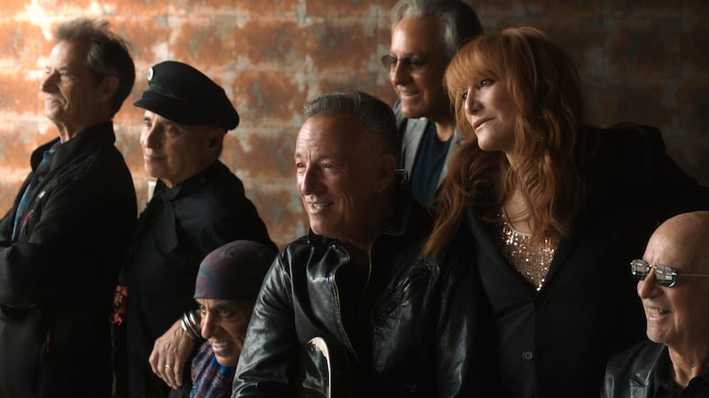 Garry Tallent, Nils Lofgren, Steven Van Zandt, Bruce Springsteen, Max Weinberg, Patti Scialfa, and Roy Bittan.