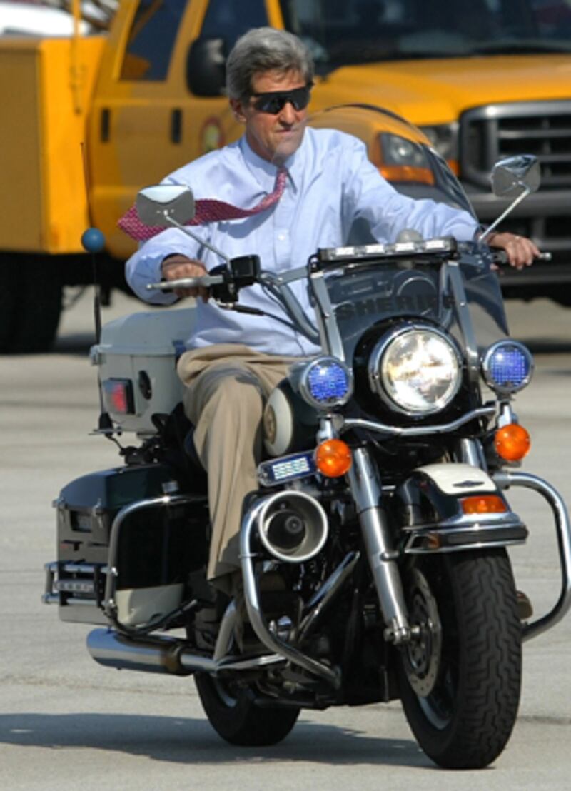 galleries/2011/04/13/politicians-on-motorcycles/politicians-on-motorcycles---john-kerry_wrdosa