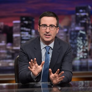 150413_ff_johnoliver_1_idr3d8_uamj43