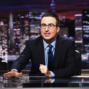 JohnOliver_HP_1_oes5m6_azizye