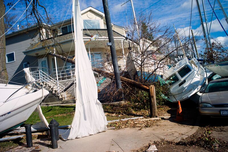 galleries/2012/11/03/staten-island-sandy-alan-chin-photos/staten-island-sandy-alan-chin-photos-04_gfqd4d