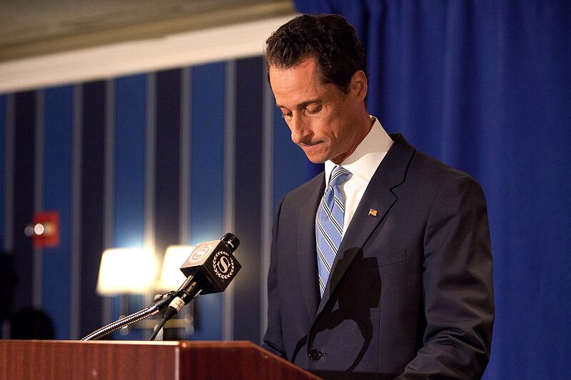 articles/2011/06/06/an-excruciating-confession-from-anthony-weiner/anthony-weiner-conference-kurtz_pf4frt