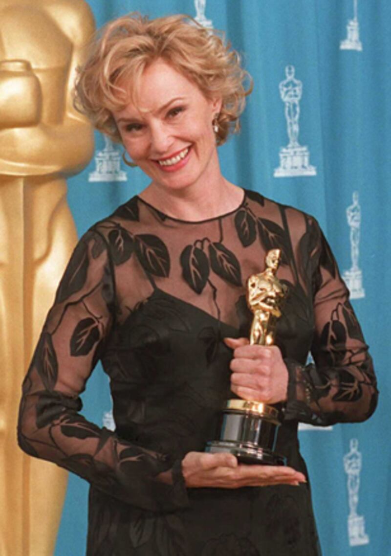 galleries/2011/02/25/the-oscar-curse/oscar-curse---jessica-lange_kd0r8d