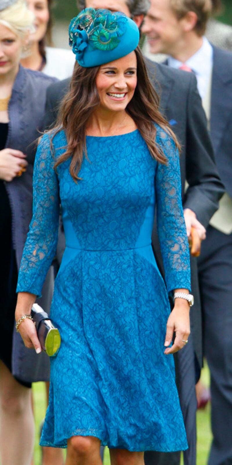 articles/2013/09/27/is-pippa-middleton-just-very-badly-dressed/pippa-bad-dress5_nj1fvt