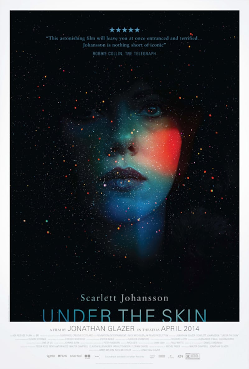 articles/2014/04/03/scarlett-johansson-is-an-alien-seductress-in-under-the-skin/140402-so-under-the-skin-embed_ldhssr